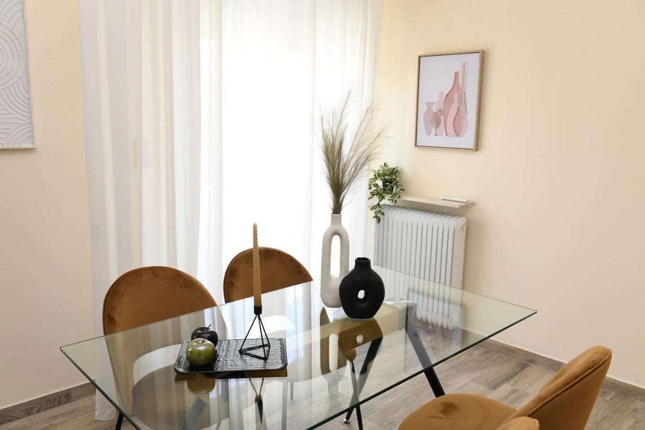 Konstantina Apartment Atina Dış mekan fotoğraf